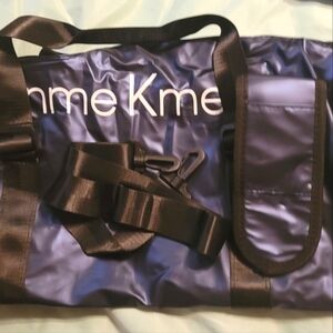 Sports gym/duffle bag with strap brand new never used